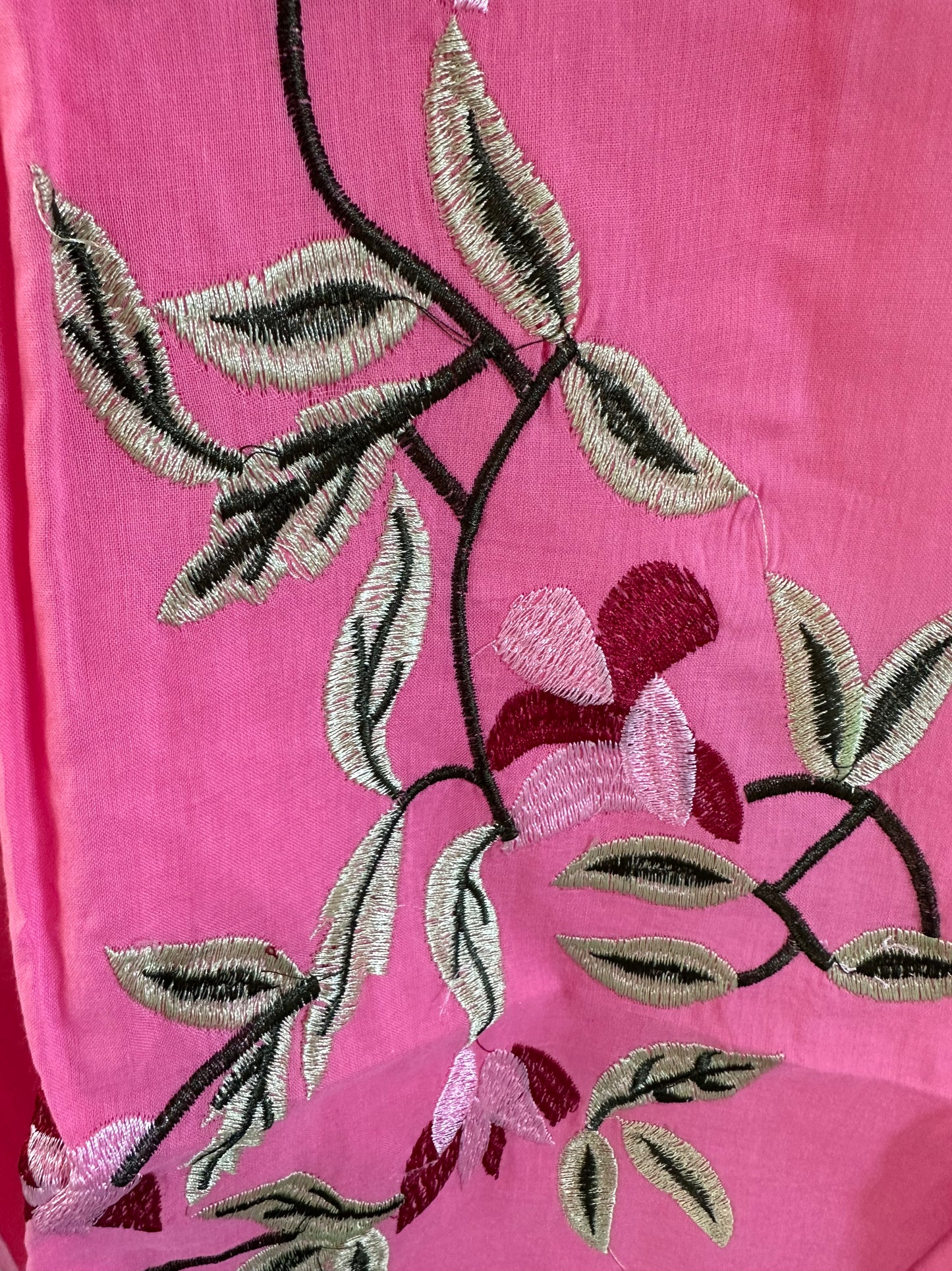 PINK FLORAL EMBROIDERED STRAIGHT KURTI WITH PANTS